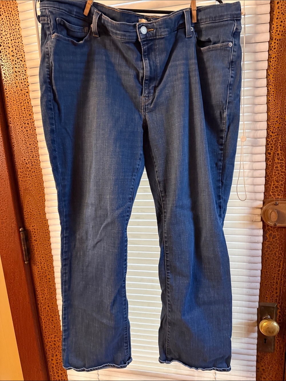 Women’s Levi Bootcut Jeans in Dark Blue Wash